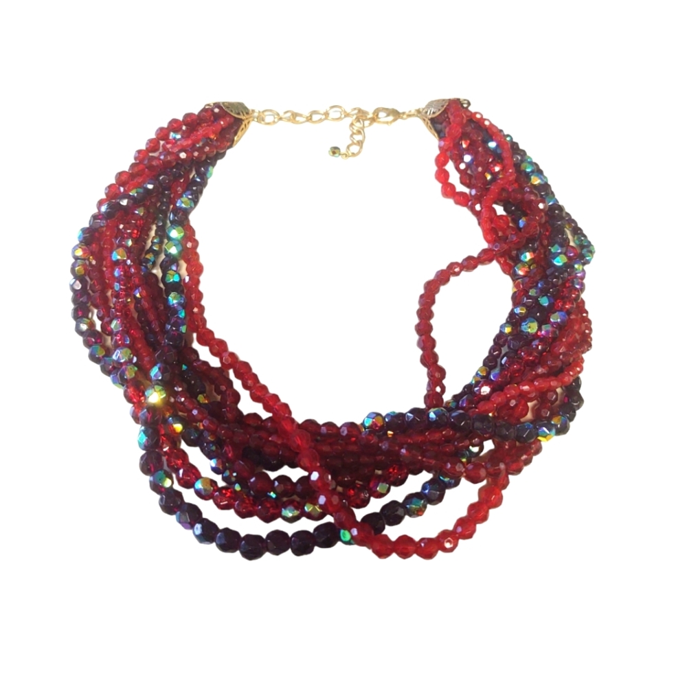 EUC Custume Jewelry Beaded Necklace